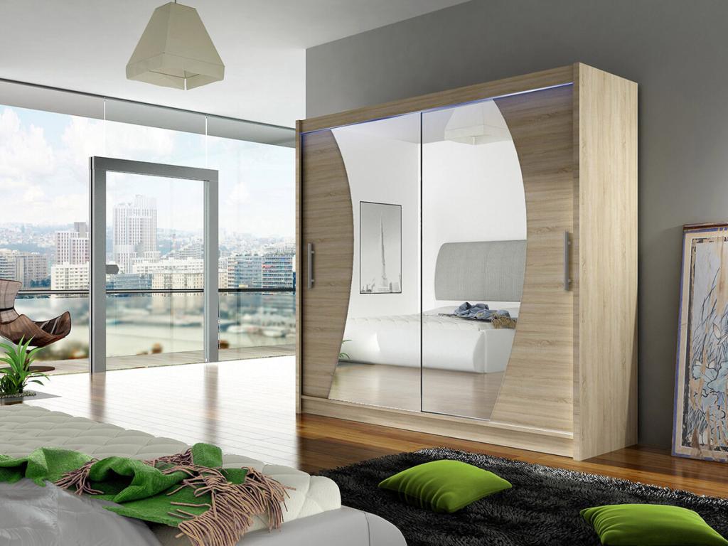 Brown Oak Wood Wardrobe, 215 x 180 x 58 cm